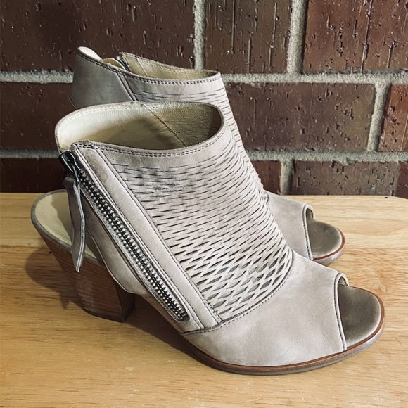 Paul Green "Willow" peep-toe booties/sandals - Picture 1 of 13